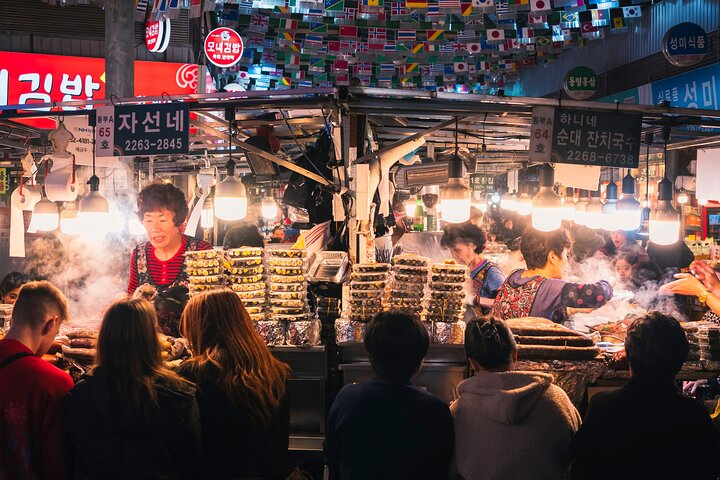 Fearless Foodie Challenge: Gwangjang Market food adventure - Photo 1 of 15
